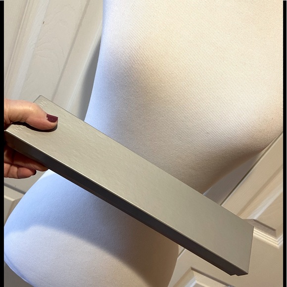 Elegant Geometric Silver Chain Statement Necklace - Picture 8 of 8